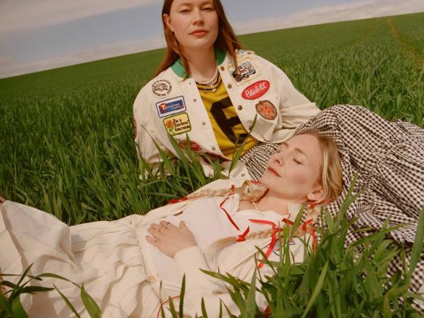 Wet Leg (Presspic 2022 Domino Foto: Hollie Fernando)