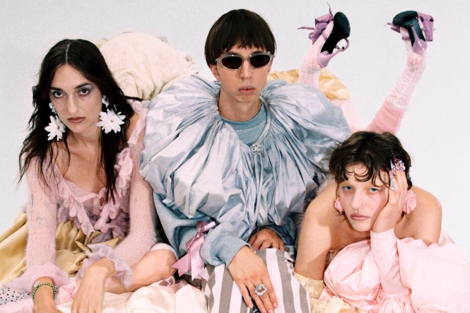 Blond_Pressefoto_1_Credits_Mia-Morgan-_-@mialisamarie-via-@defloriert